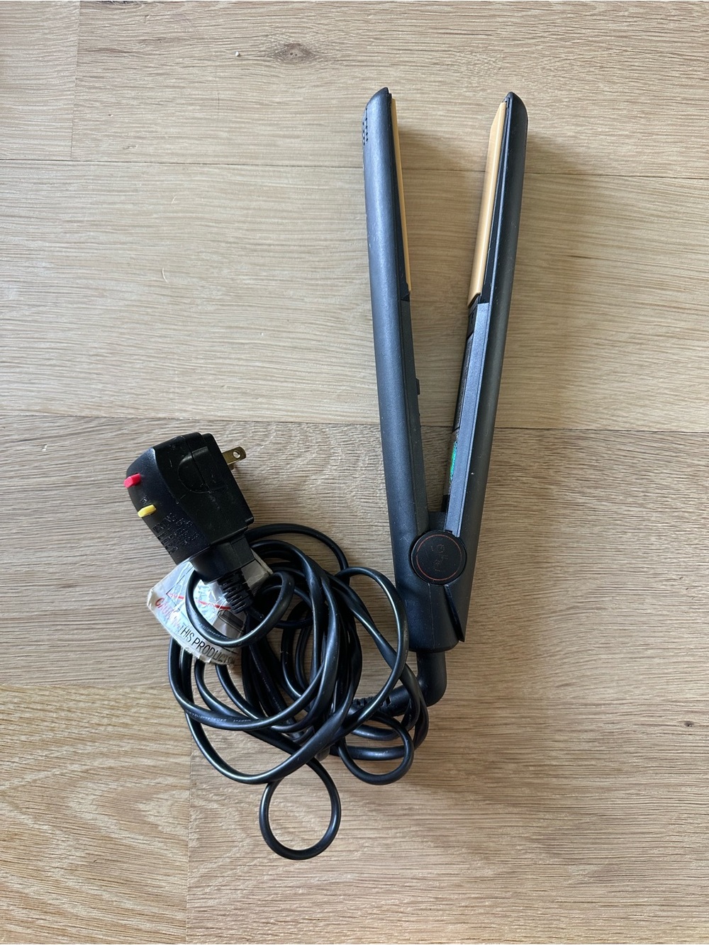 ghd Black Hair Straightener with Gold Plates